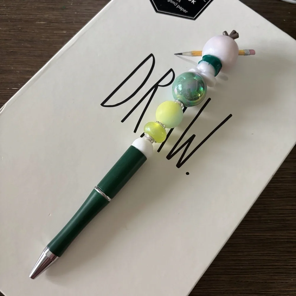 Disney Doorables: Olaf Retells: Tangled: Finn Rider handmade beaded pen
